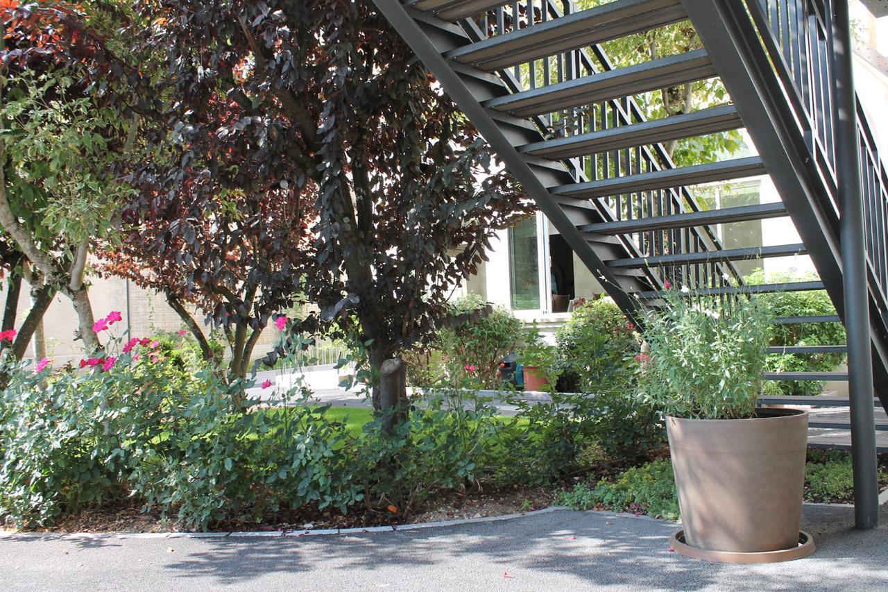 Hotel Jardin Le Pasteur Châlons-en-Champagne Exterior foto